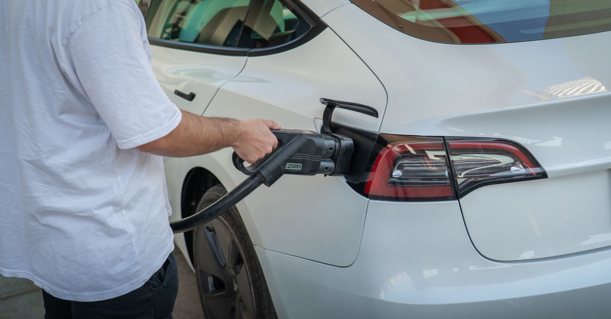 Best Home EV Charger UK: Installation, Grants and Smart Charging