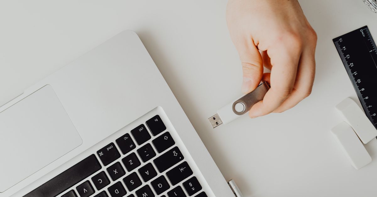 Best Zigbee USB Dongle UK (2026): A Complete Buyer's Guide for Home Assistant