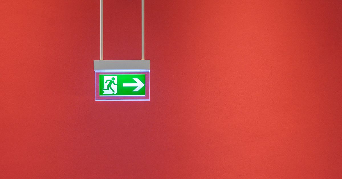 Wired Smoke Alarm Beeping: Causes and Fixes for Mains Alarms in 2026